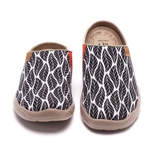 UIN Women's Mules Comfort Travel Shoes Casual Slippers (Beyond the shadow)